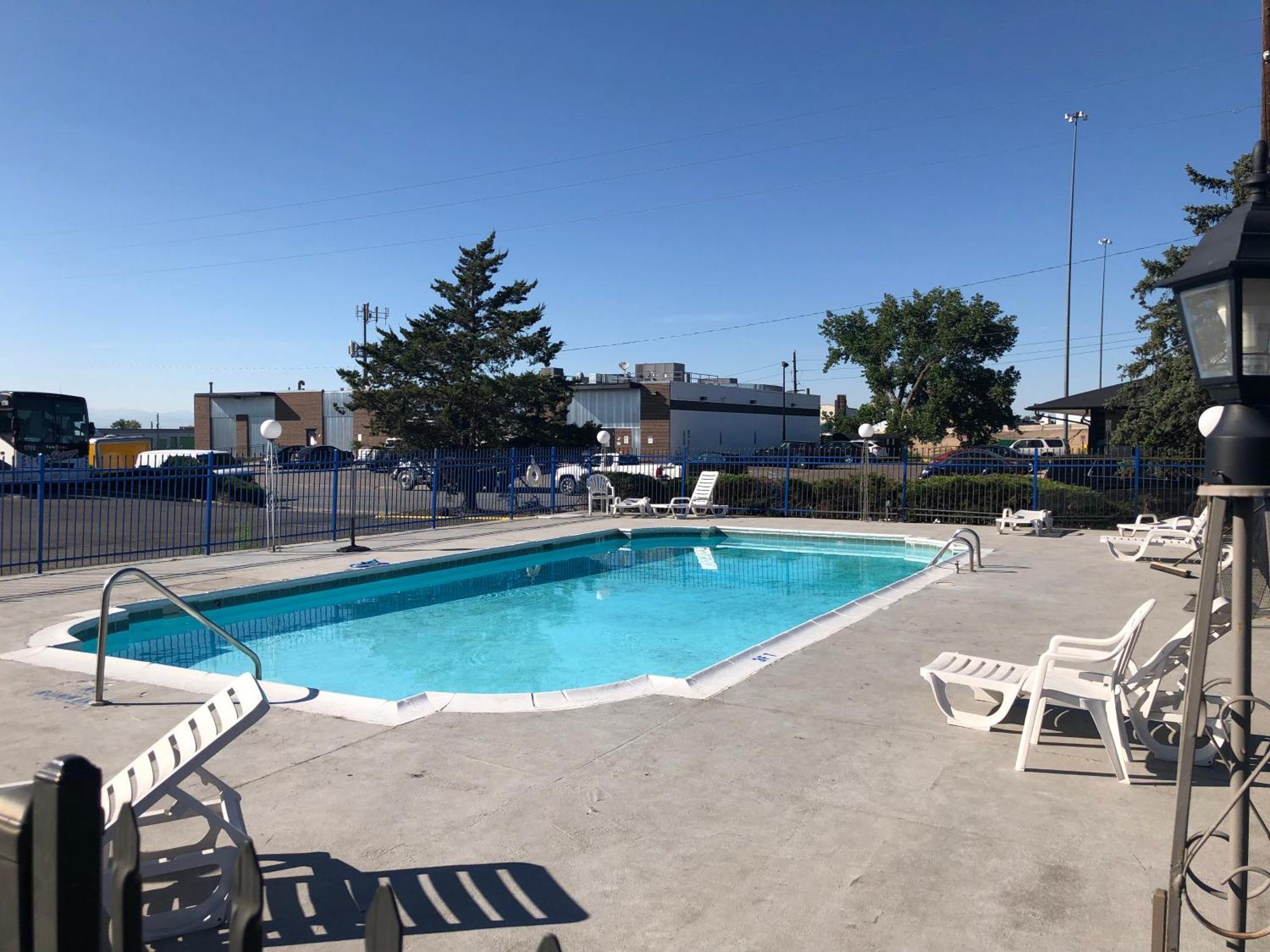 5 Hotels Near Aurora Sports Park Worth Booking in Aurora