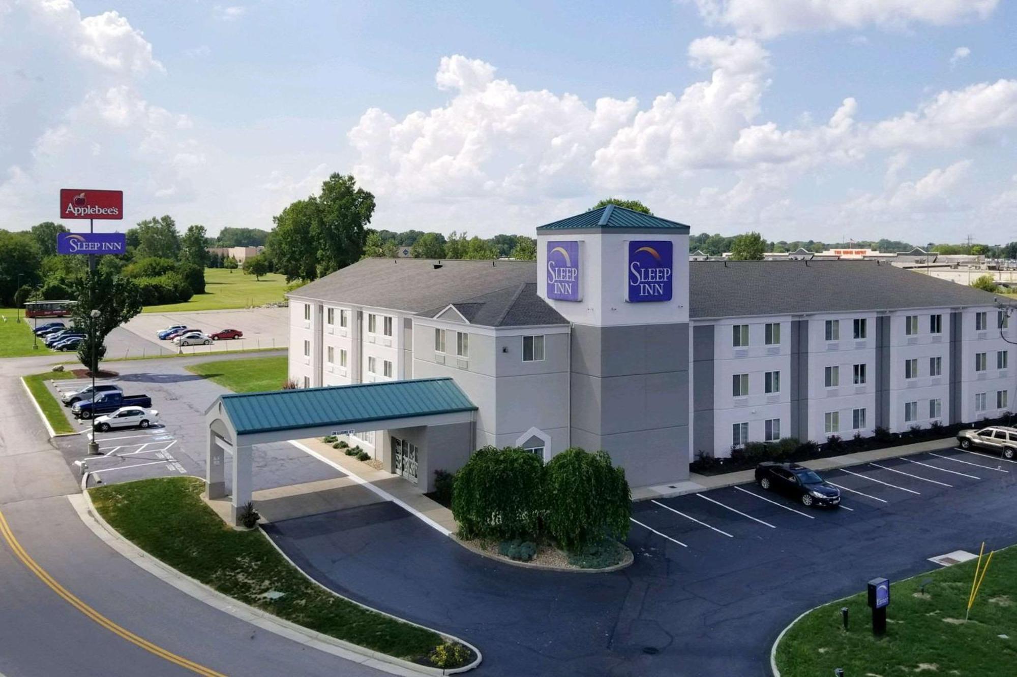 Staying Near Sandusky Cultural Center: 5 Budget Hotels Compared