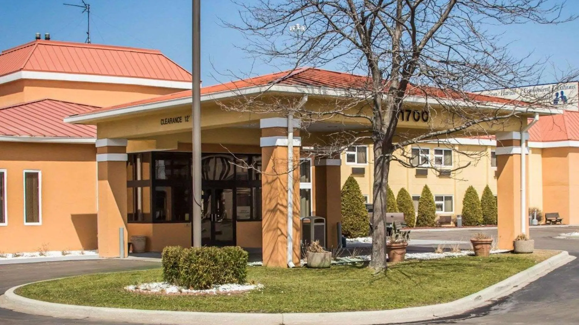 Where to Stay in Detroit Metro: 4 Best Family Hotels