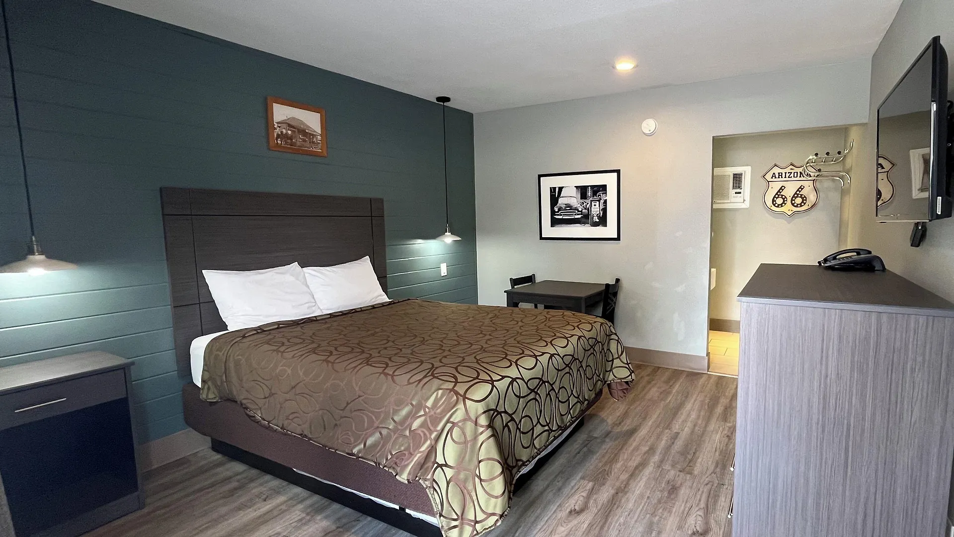 5 Budget Hotels Close to Riordan Mansion State Park
